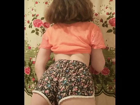 ❤️ Ko te peepi taiahu e tihorea ana ona tarau poto i runga kamera Sex i porn mi.bestsexporno.ru